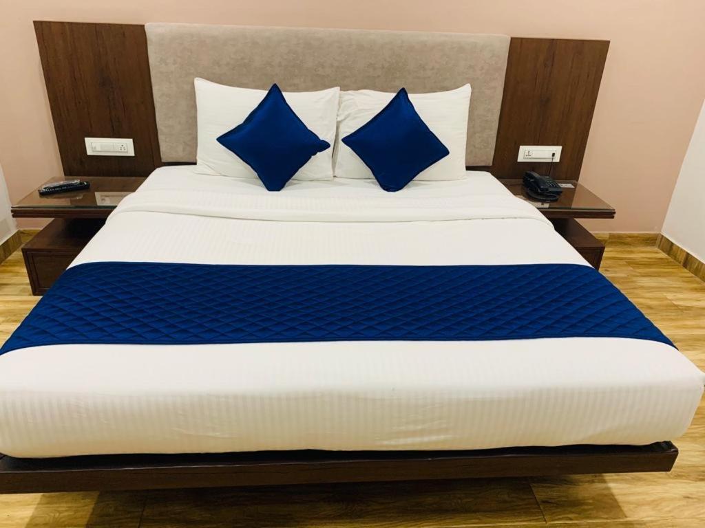 Hotel Ak Suites Patiāla Εξωτερικό φωτογραφία