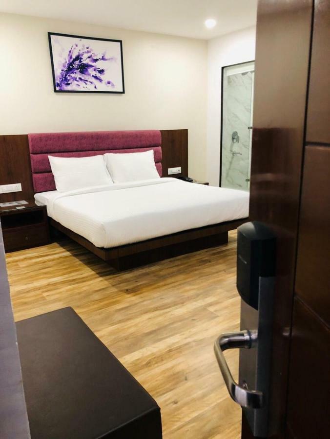Hotel Ak Suites Patiāla Εξωτερικό φωτογραφία
